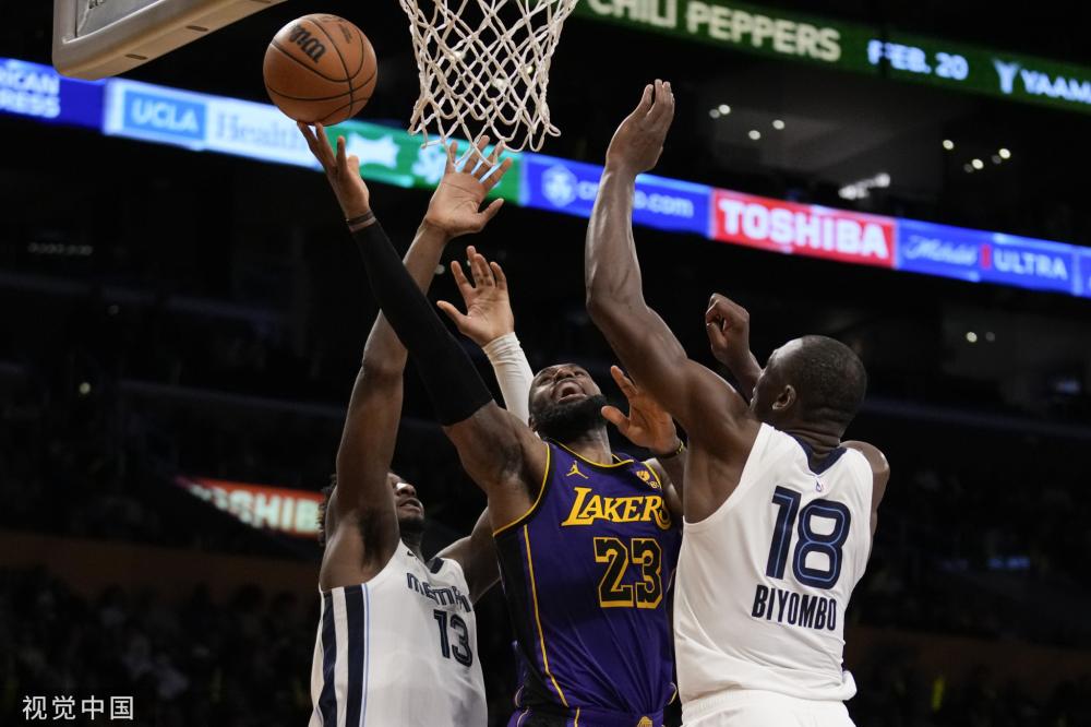 詹姆斯又创 詹姆斯又创